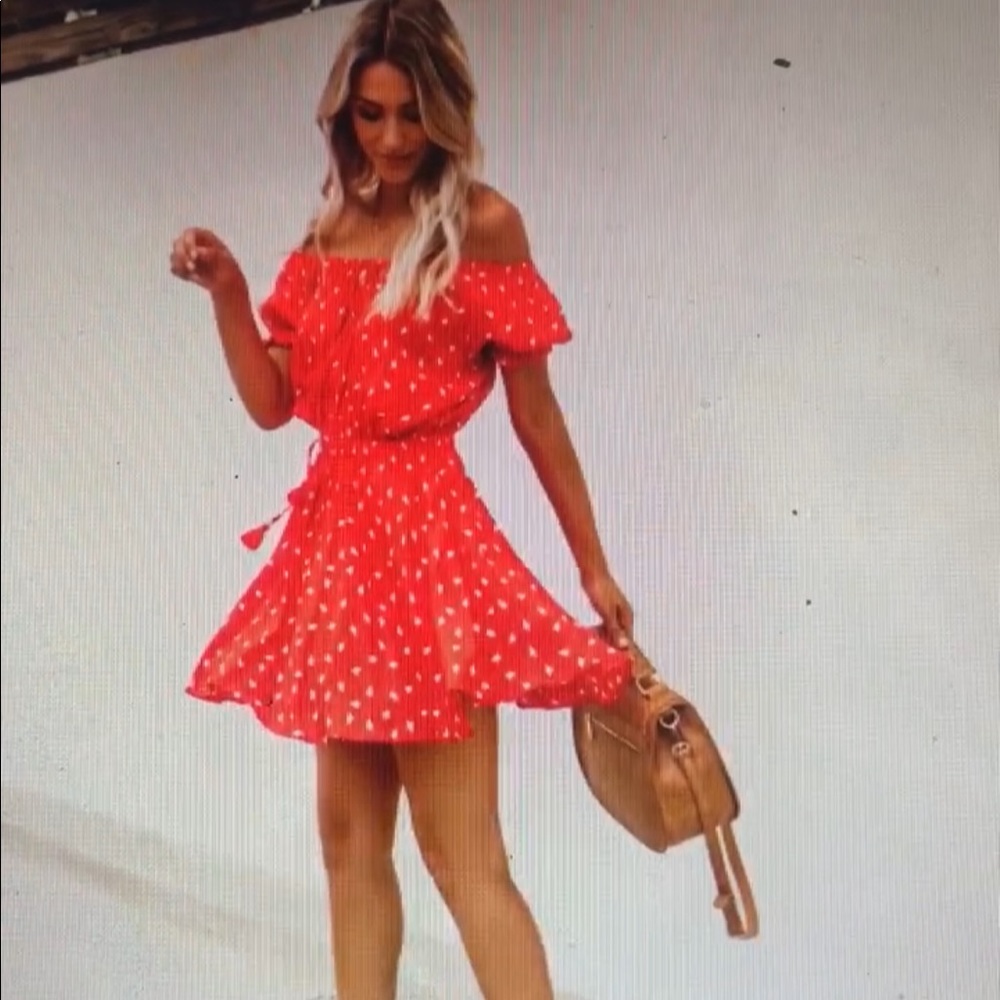 Red sundress - Picture 4 of 5